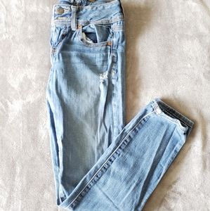 'American Eagle' Light Wash Skinny Jeans